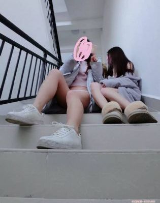 欧美午夜理伦三级在线观看吃奶汁